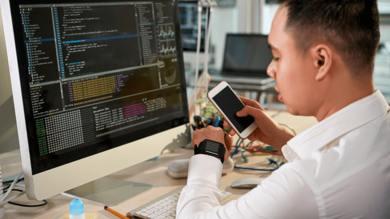 From Junior to Senior Key Habits That Accelerate Your Developer Career Fast