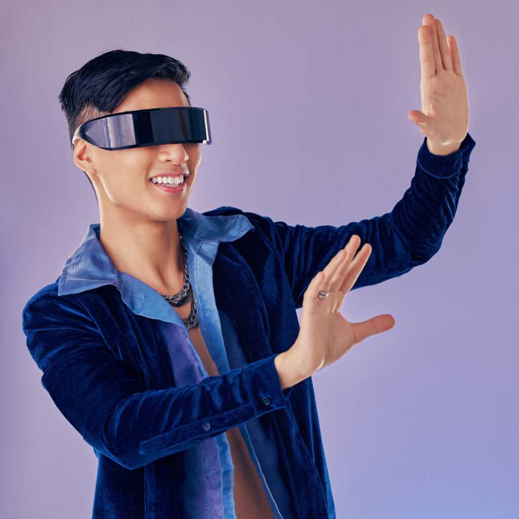 vr-in-digital-gaming-asian-man-with-future-it-tec-2025-04-06-11-39-45-utc